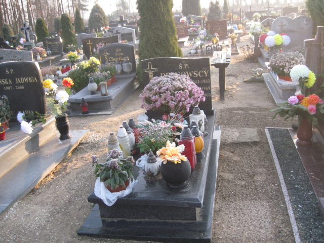 Grób Elżbieta Dejnowska