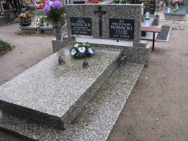 Grób Mieczysław Nowacki